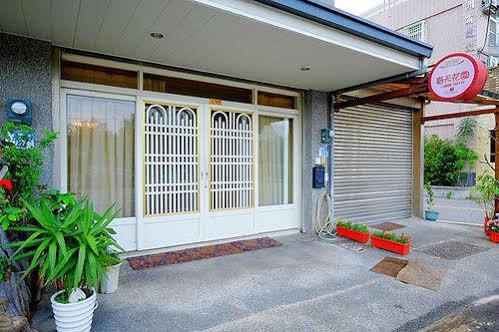 Spring Garden Homestay Kota Hualien Bagian luar foto