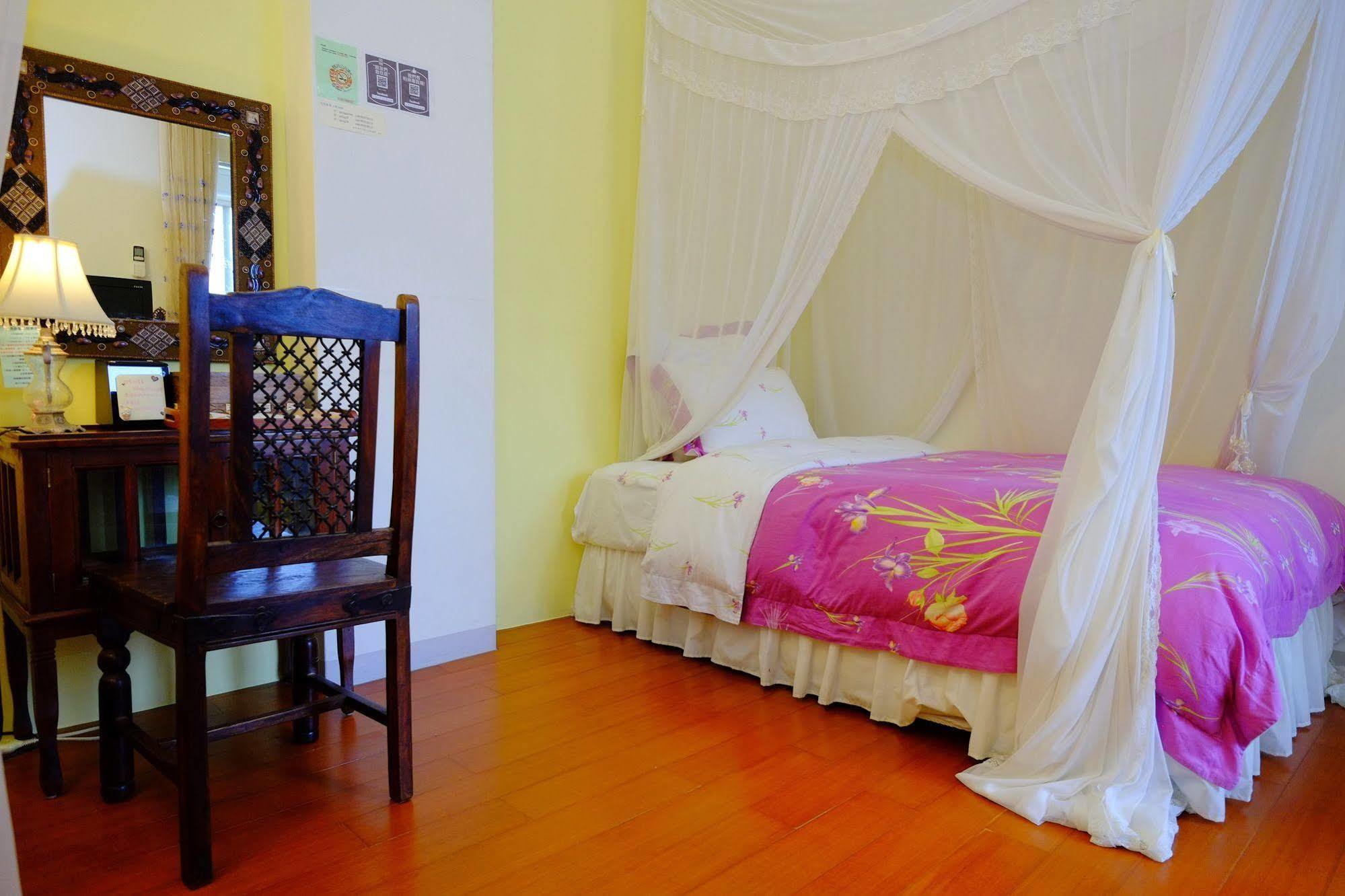 Spring Garden Homestay Kota Hualien Bagian luar foto